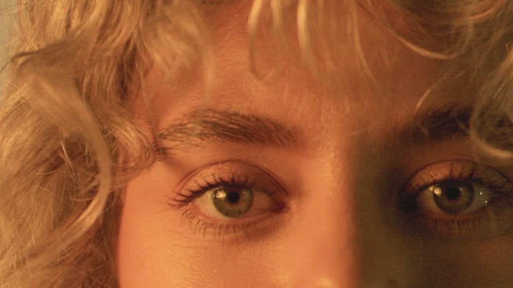 TAYA - All Eyes On You (Official Lyric Video)